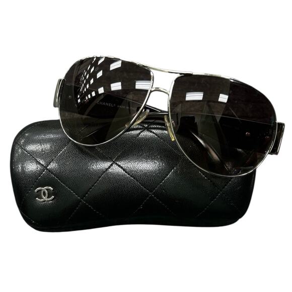 VTG Chanel Interlocking CC Logo Aviator Sunglasses #4128 - Picture 1 of 4